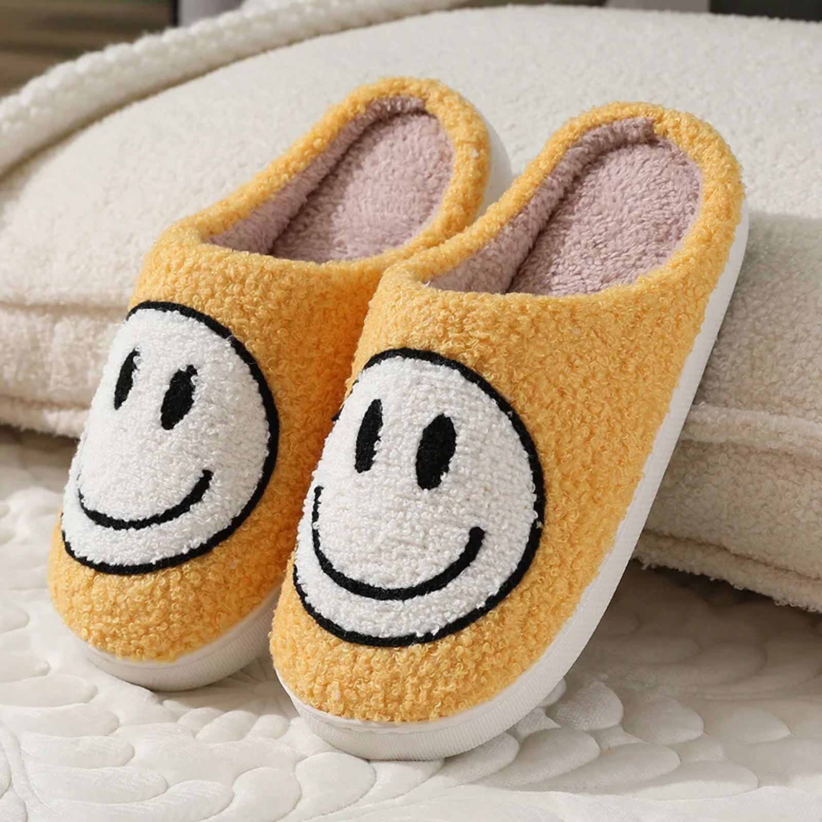 Womens Fuzzy Indoor Winter Slippers Non Slip Cute Cartoon Smile Face Small Fit