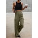 thumbnail image 5 of Pantalones cargo Dokotoo de pierna ancha y cintura alta, color verde, para mujer, 5 of 7