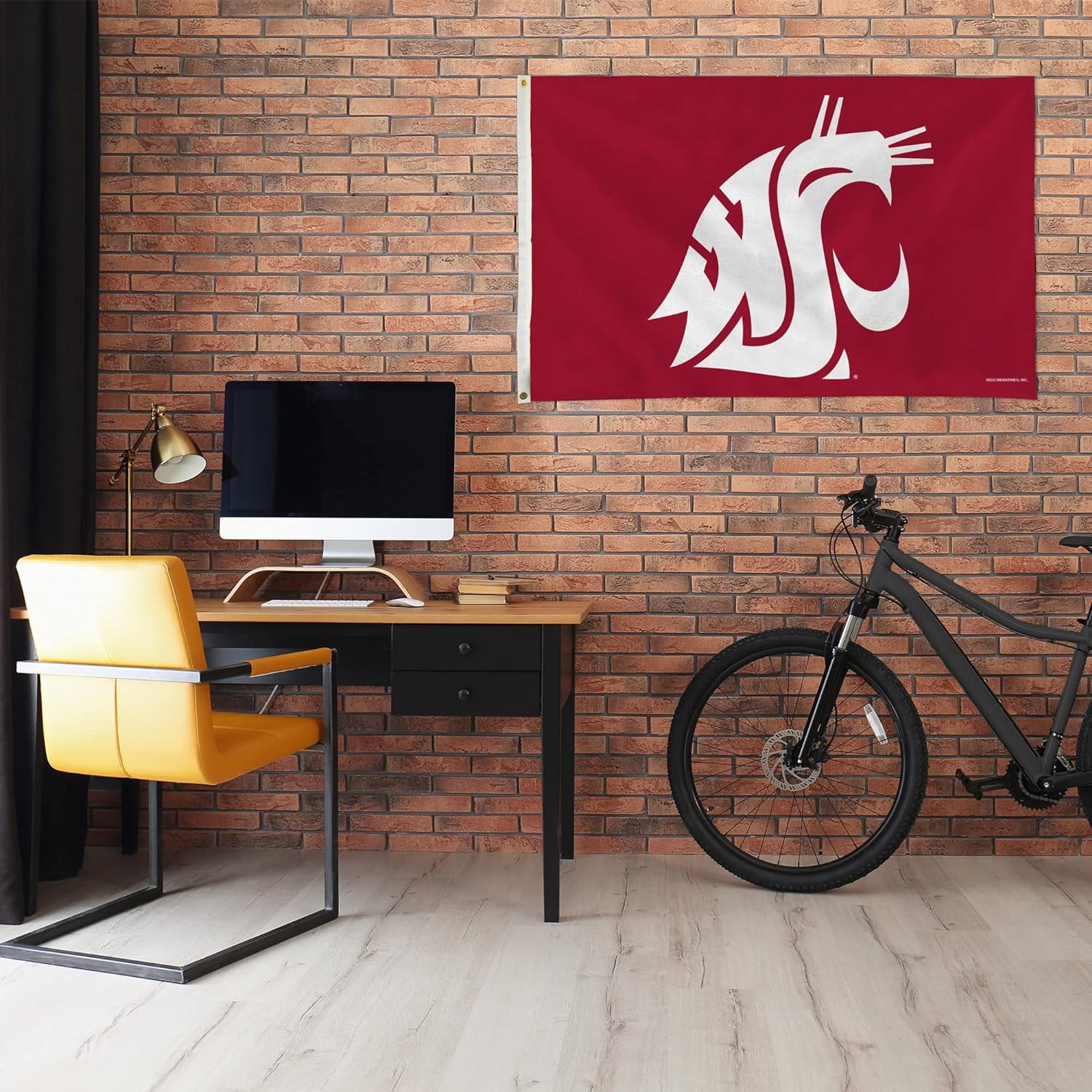 Indoor Outdoor 3 x 5 Banner Flag with grommets for hanging - Washington-St-Cougar's