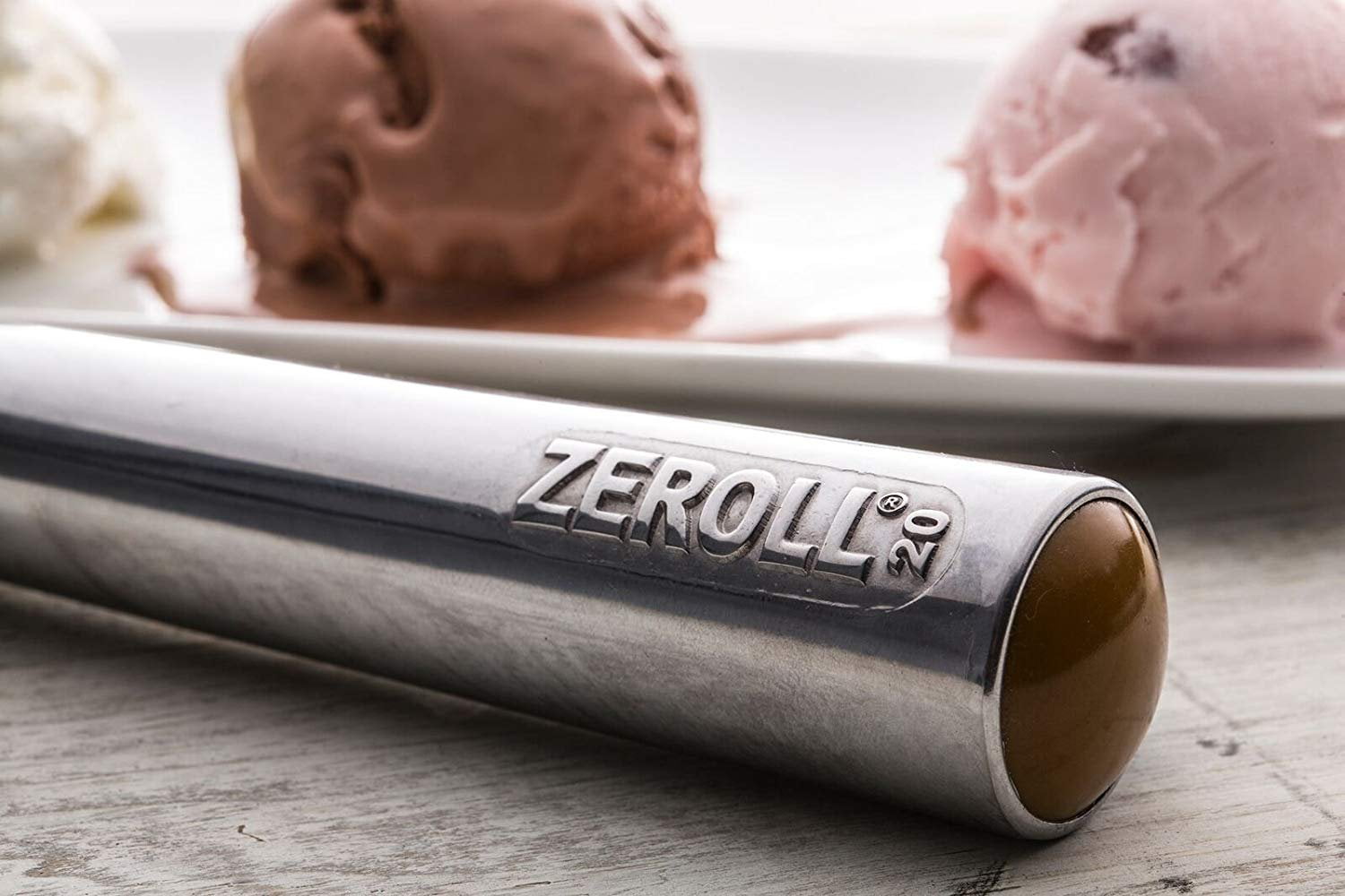 Zeroll Original Ice Cream Unique Liquid Filled Heat Conductive Handle Simple One-Piece Aluminum Design Easy Release 60 Scoops