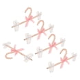 thumbnail image 1 of Paquete de 5 Colgadores de Ropa Macarena Perlas de Imitación Rosado, 1 of 8