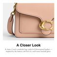 thumbnail image 4 of Bandolera Coach Tabby 26 en piel curtida color crema, 4 of 6