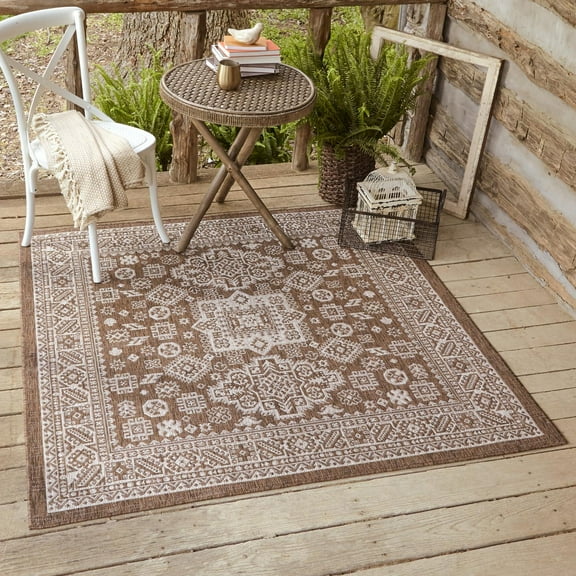 Unique Loom Outdoor Aztec Collection Area Rug - Chalca (7' 10" Square Brown/Ivory)