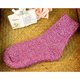 thumbnail image 5 of EeaseMX 5 pares de calcetines deportivos informales, suaves, de lana y cachemira para mujer, gruesos, cálidos y lisos., 5 of 8