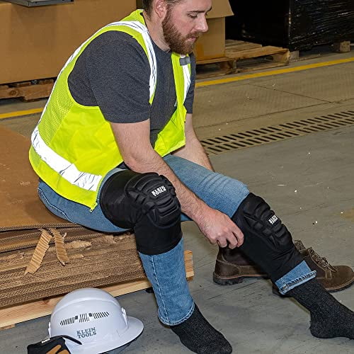 Klein Tools 60492 Knee Pads, Lightweight Padded Knee Sleeves, Breathable Mesh Back, Elastic Cuff with Slip-Resistant Silicone, Black, M/L