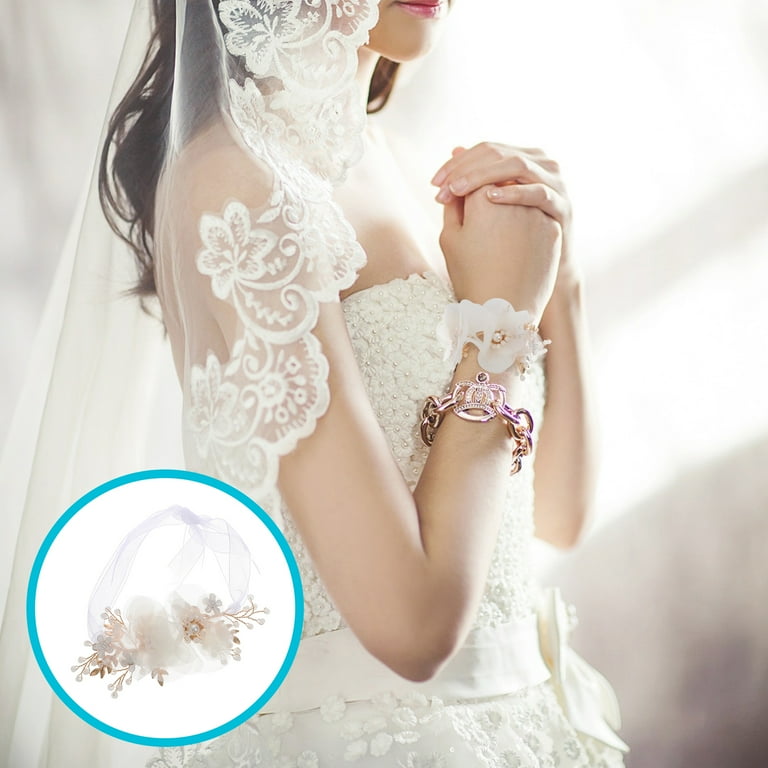 Flower wrist band for prom deals