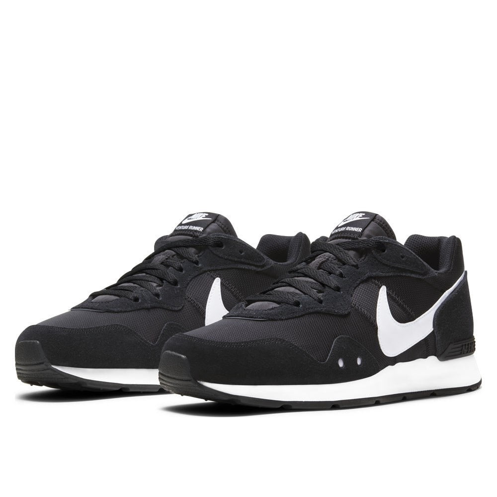 nike men's venture runner sneaker
