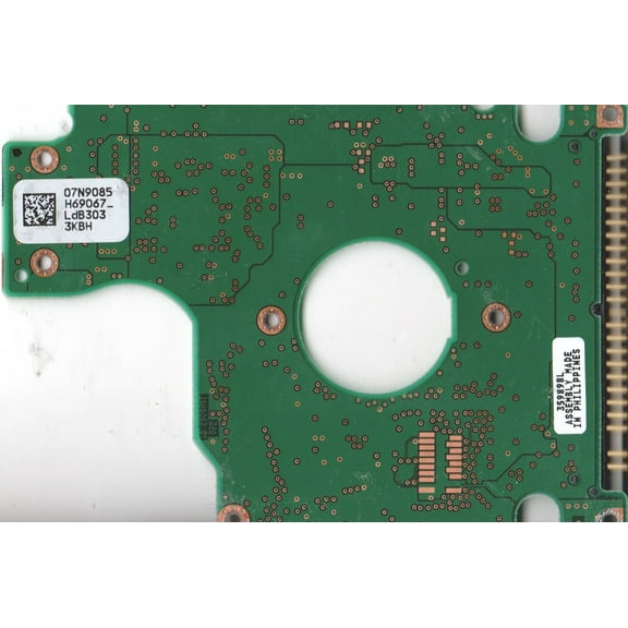 IC25N040ATCS04-0, 07N9085 H69067_, PN 07N8327, IBM 40GB IDE 2.5 PCB