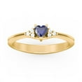 thumbnail image 2 of Bague Cœur Pierre de Naissance avec Accents d'Épaule - Saphir Bleu (Septembre), 2 of 4