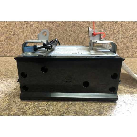 Pre-Owned 18-21 Honda CRV AM FM Radio Receiver OEM LKQ - Verify Specific Vehicle Fitment In Description - (Good)