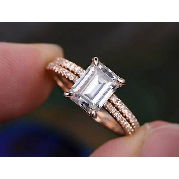 Vintage 2 Carat Moissanite Diamond Halo Bridal Set with 18k Gold Plating