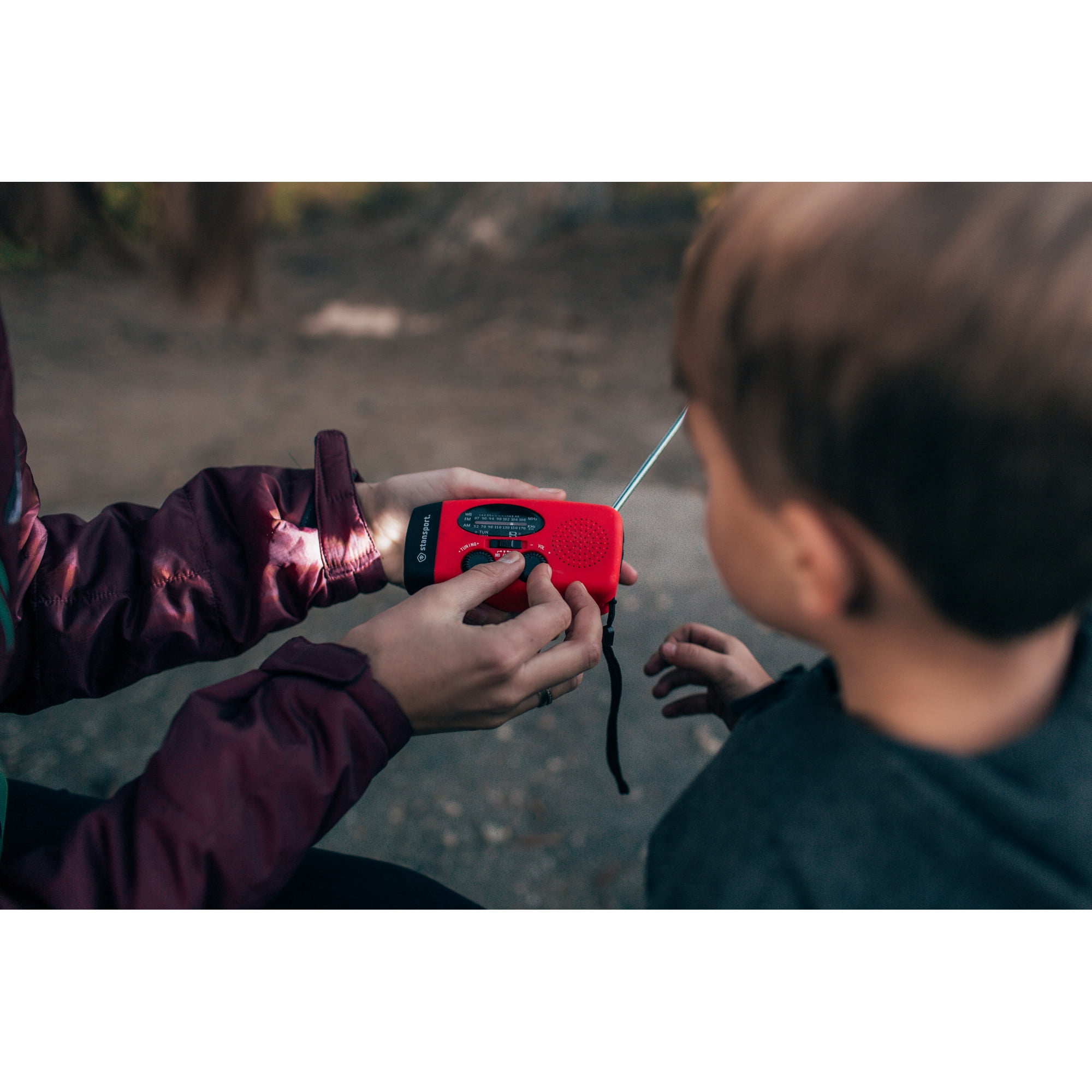 Stansport Handheld Solar/Dynamo Powered Flashlight with Radio