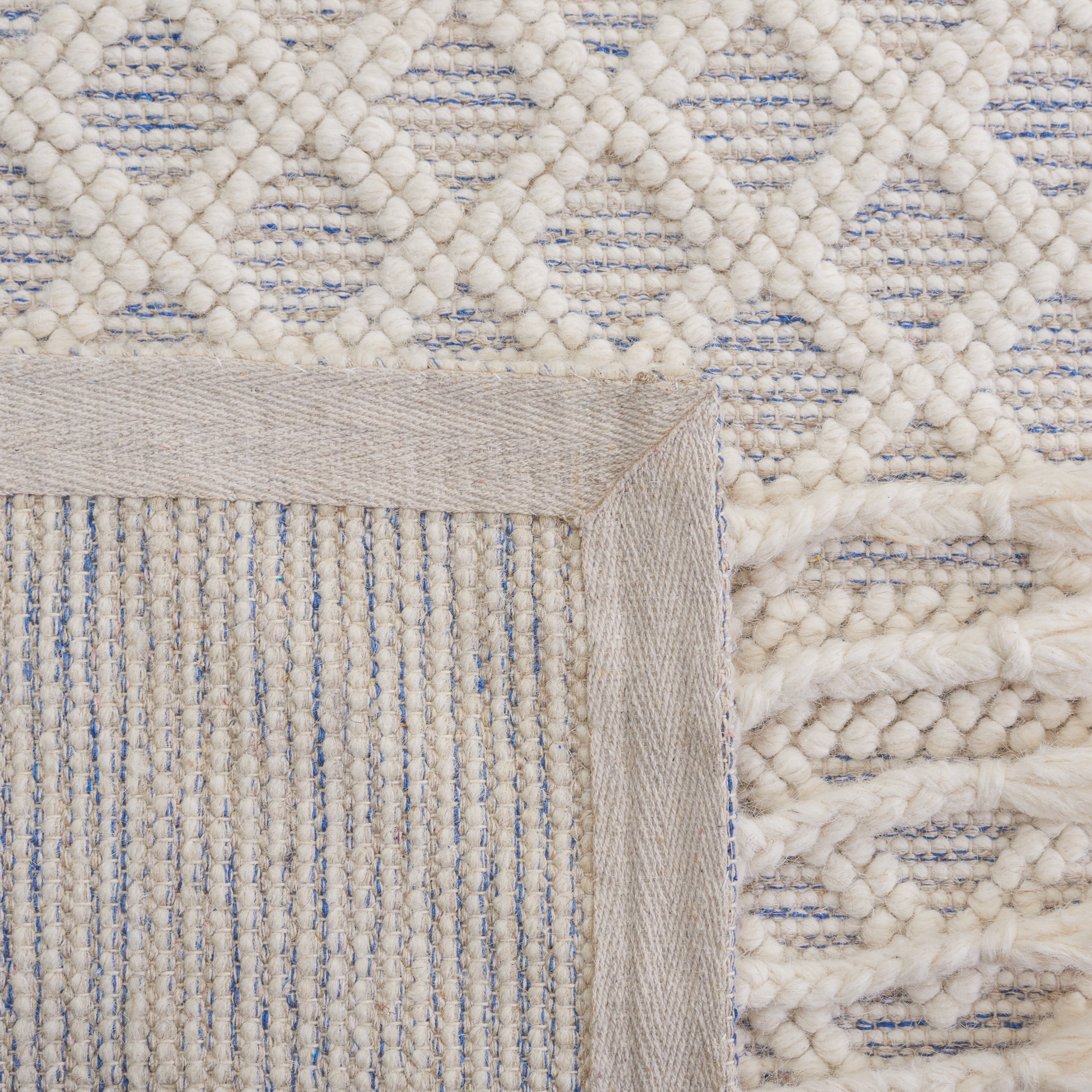 SAFAVIEH Natura Katie Southwestern Wool Runner Rug, Ivory/Blue, 2'3" x 8'