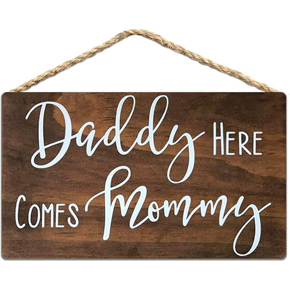 Zomyto Daddy Here Comes Mommy Wedding Wood Sign Rustic Wedding Decor Wooden Hanging Sign 12x16 in / 30x40 cm