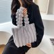 thumbnail image 4 of Bolso Informal para Mujer Bolso Compras Suave Y Esponjoso Bolso Invierno para Niñas (pequeño Gris), 4 of 9