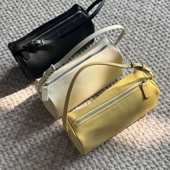 Full-Grained Leather Crossbody Bag for Women with Adjustable Detachable Shoulder Strap