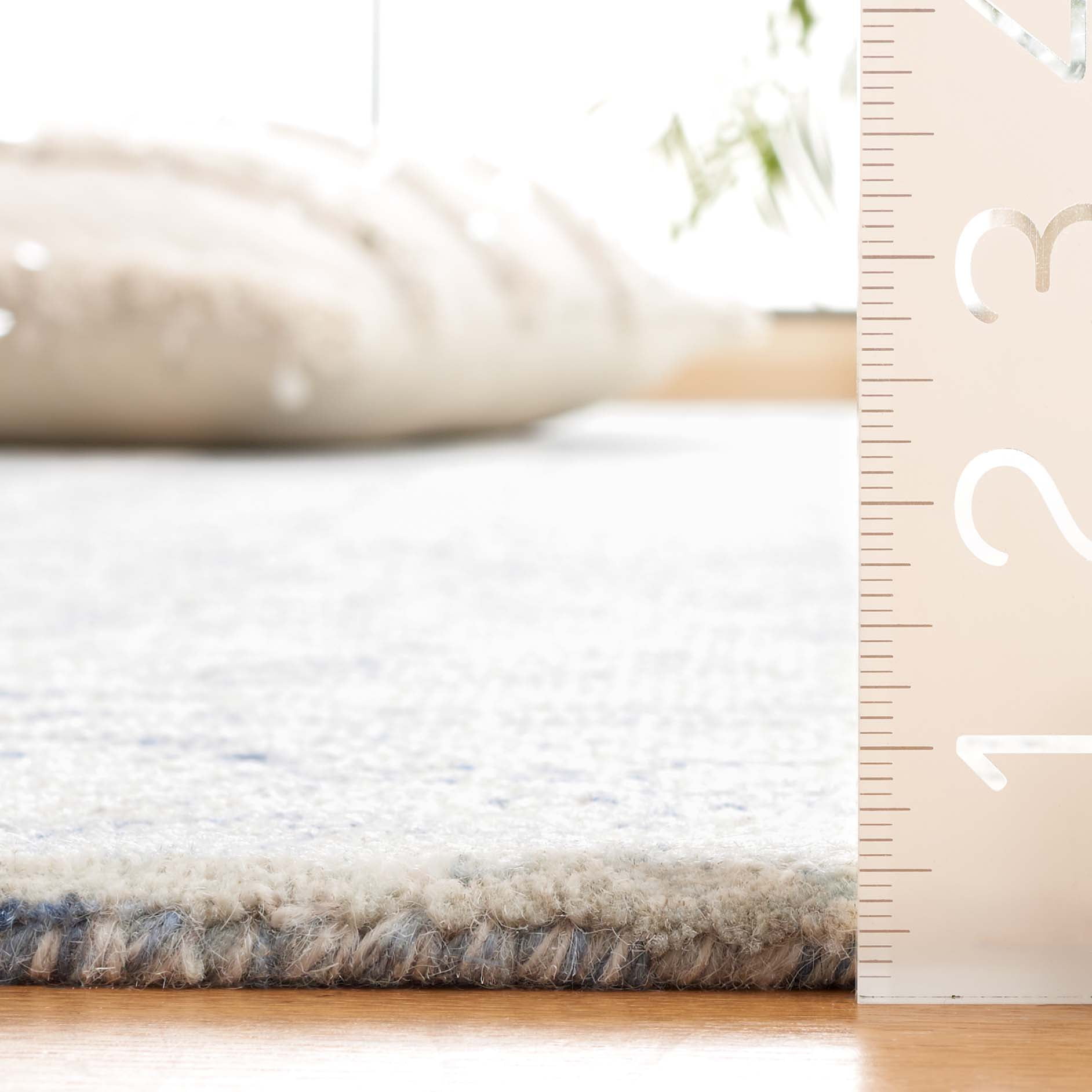 SAFAVIEH Abstract Madrid Striped Geometric Area Rug, Blue/Ivory, 8' x 10'