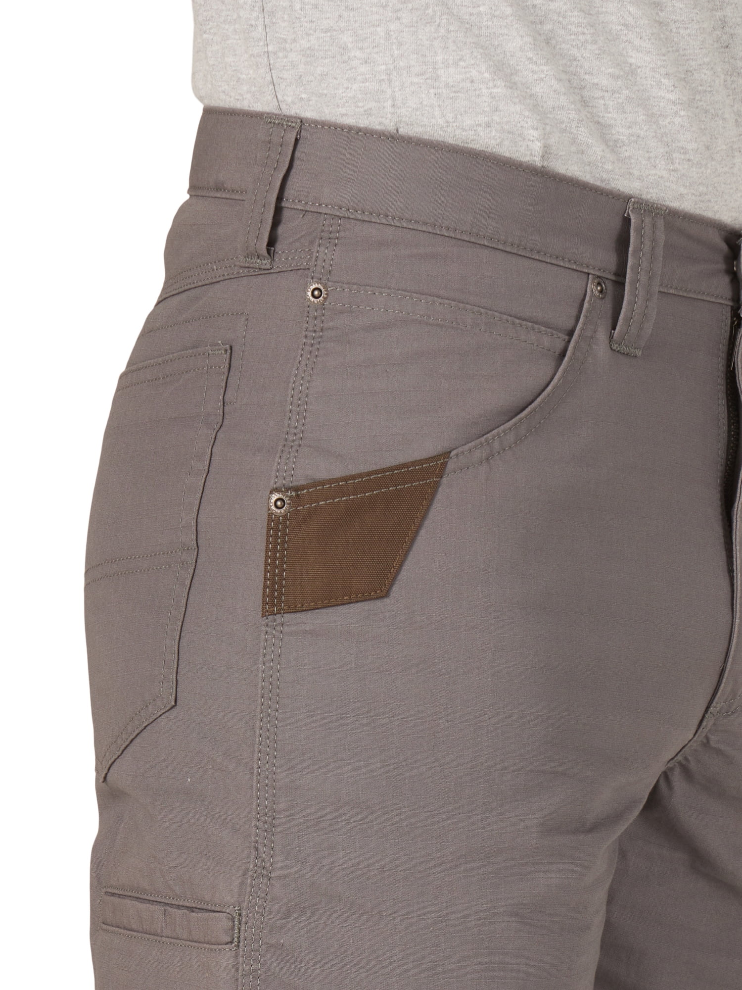 Wrangler Workwear Men s Relaxed Fit Technician Short Sizes 32 44