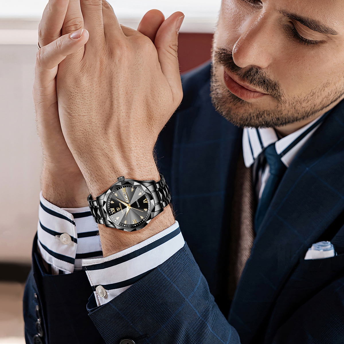 Watches for Men Analog Quartz Stainless Steel Watch with Calendar Window Luminous Indexes Waterproof Luxury Wrist Watch