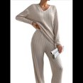 thumbnail image 3 of Conjunto de Pijama de Dos Piezas de Punto Acanalado para Mujer: Suéter de Larga y Pantalón . Albaricoque M, 3 of 8