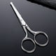 thumbnail image 5 of Tijeras de seguridad para recortar vello de nariz redondeada, multiusos, con punta redonda, para vello facial, cejas, barba y bigote., 5 of 7