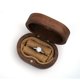 thumbnail image 4 of Caja de anillo de madera, caja de joyería, caja de soporte de anillo, caja de anillo con cojín para compromiso de propuesta de boda kaili Sencillez, 4 of 5