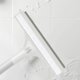 thumbnail image 5 of Raspador de agua multifuncional con rociador desmontable, limpieza de ventanas y vidrios, cuchilla de limpiador suave, sin rayas, blanco, 5 of 6
