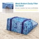 thumbnail image 3 of Bolsa de playa extragrande de malla en color F para mujer, azul, 3 of 9