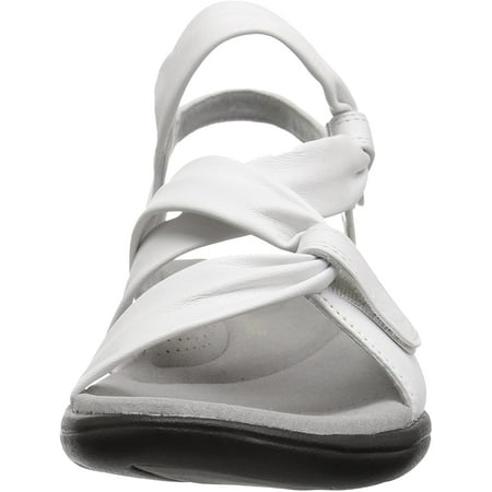 clarks saylie loop sandals