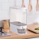 thumbnail image 1 of Contenedores herméticos de almacenamiento de cereales con taza, organización de cocina, contenedor dispensador de arroz de encimera para el hogar de Soledad Contenedor dispensador de arroz, 1 of 10