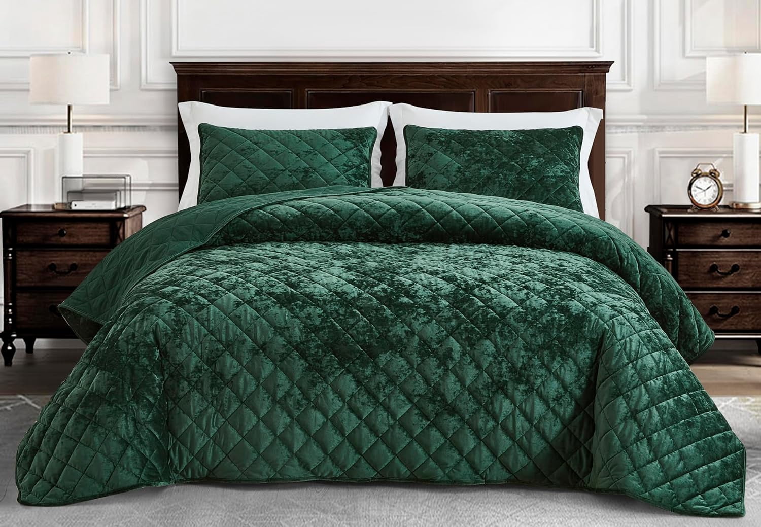 Chezmoi Collection Lux Forest Green Velvet Quilt Oversized King Set, 3-Piece Lush Plush Distressed Velvet Bedding All Season Lightweight Bedspread Brushed Microfiber Reverse with Diamond Stitch