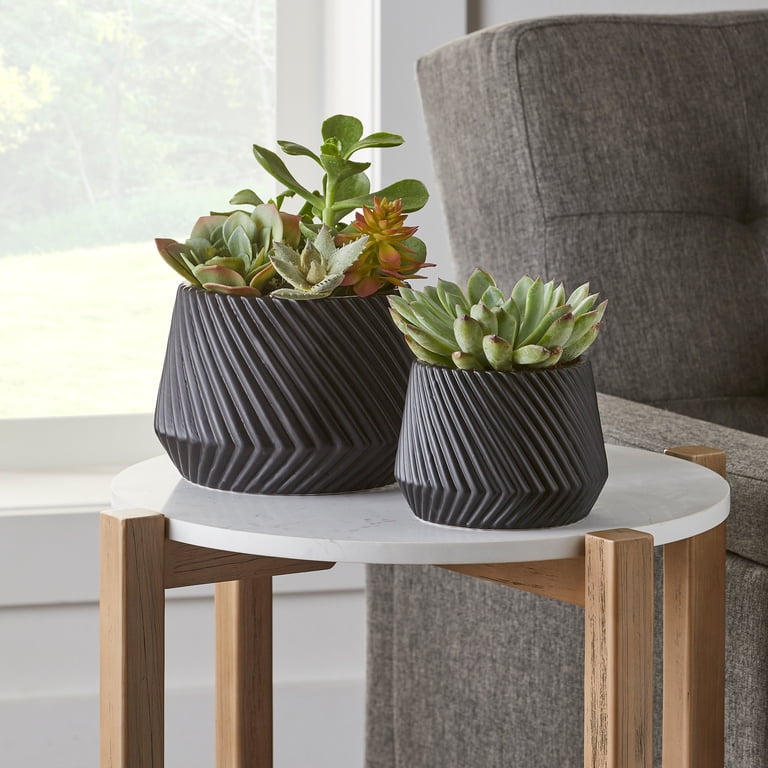 Better Homes & Gardens Ceramic Ridge Planter - Black - 8 x 8 x 5.5 in