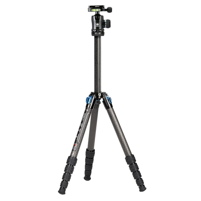 Kit de trípode Sirui ST125 de fibra de carbono con columna central triangular