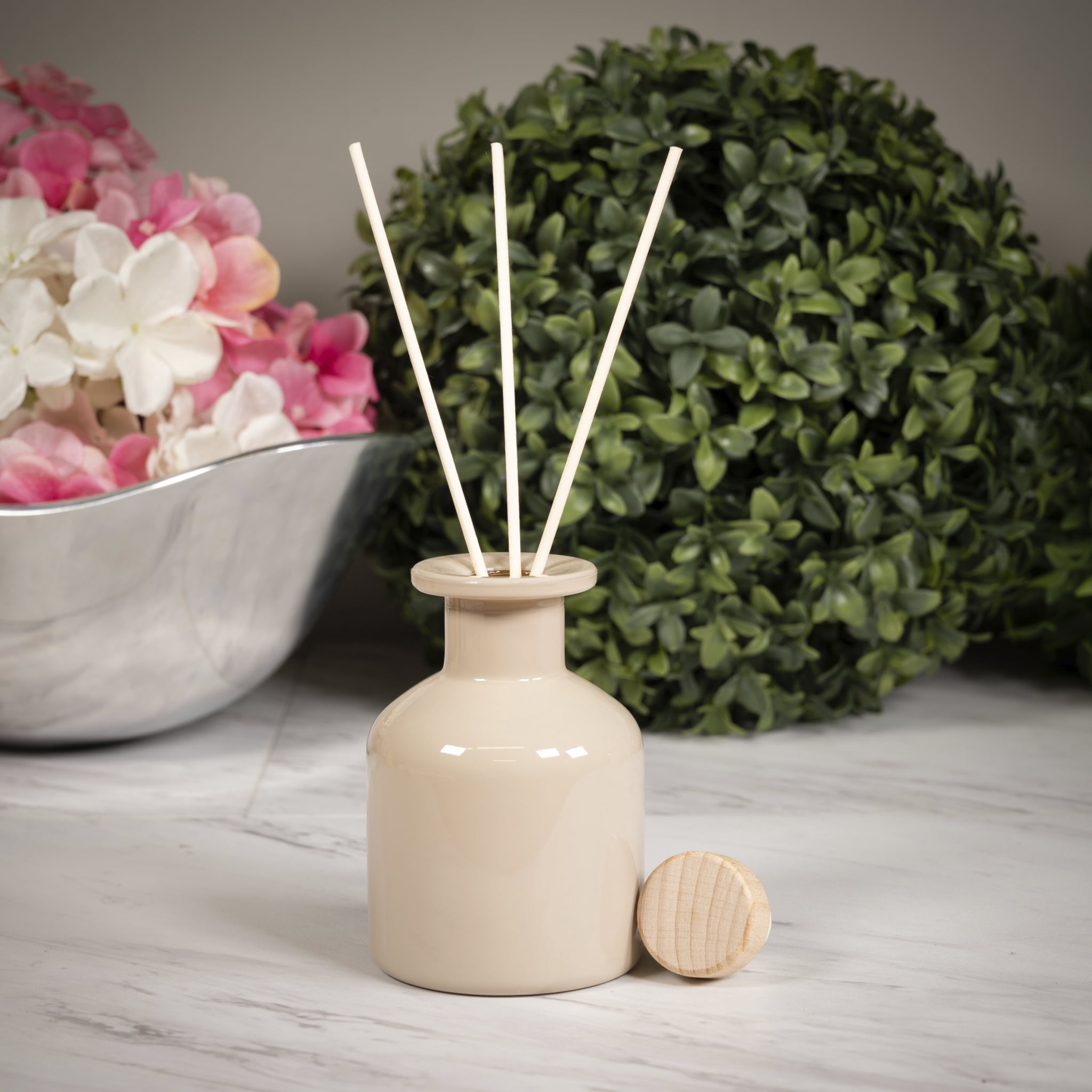 Better Homes & Gardens Scented Reed Diffuser, B Centered