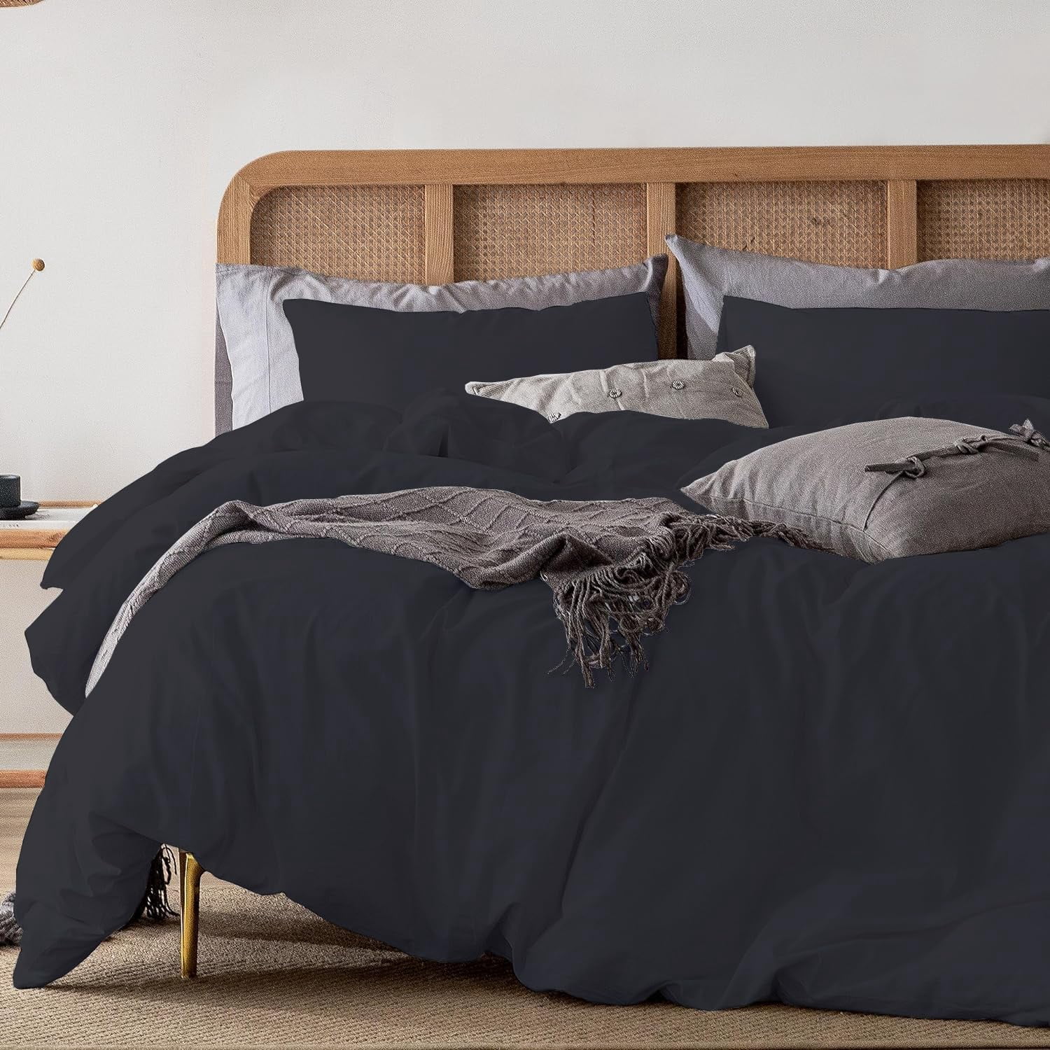 3 Piece Duvet Cover Set Luxury 800 Thread Count 100% Egyptian Cotton Super King (116"x98") Inch Duvet Cover with Zipper Closure & Corner Ties - Black Solid