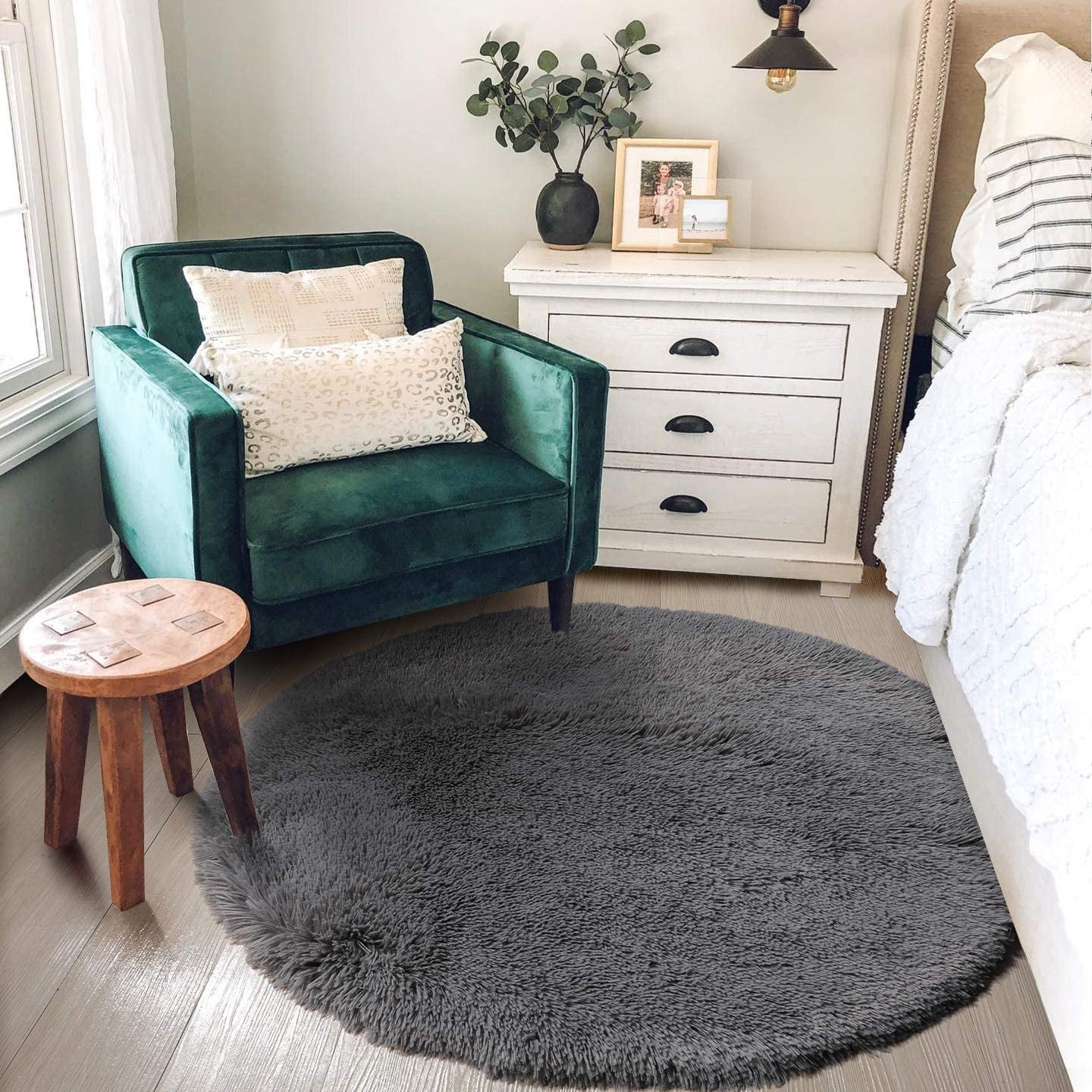 Sanmadrola Round Area Rug for Bedroom Fluffy Circle Rug 5.2'X5.2' for Kids Room Furry Carpet for Girls Bedroom Shaggy Circular Rug for Nursery Room Fuzzy Plush Rug Dorm Cute Room Decor for Baby Gray