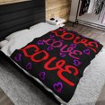 thumbnail image 4 of Love, Jolie Couverture en Velours Peluche (Rose & Rouge) par The M.O.G, 4 of 8