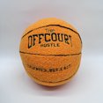 thumbnail image 3 of Pelota de peluche de baloncesto suave 3D fuera de la cancha regalos para niños rellenos esponjosos de 25cm, 3 of 9