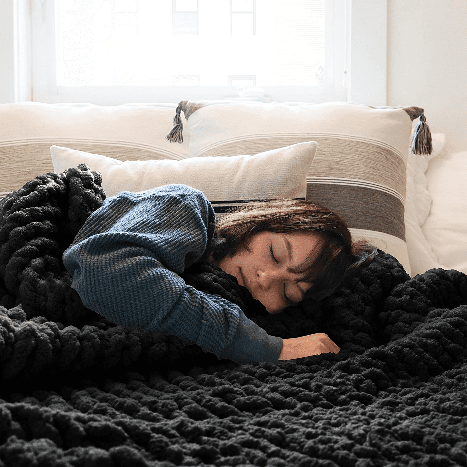 Comtest Chunky Knit Throw Blanket Chenille, Black, 40"x103"(Sofa for Four)