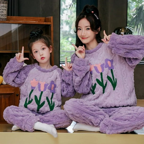 Ropa de dormir de franela calida para ninos y ninas conjunto de pijamas de Navidad a juego para la familia ropa de casa de lana de flores lindas ropa de estar por