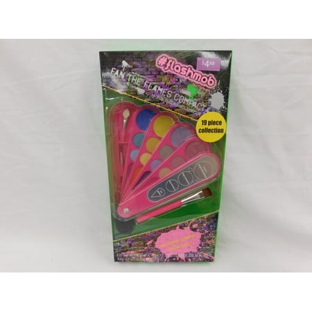 Cosmetics Fm Fan The Flames Compact