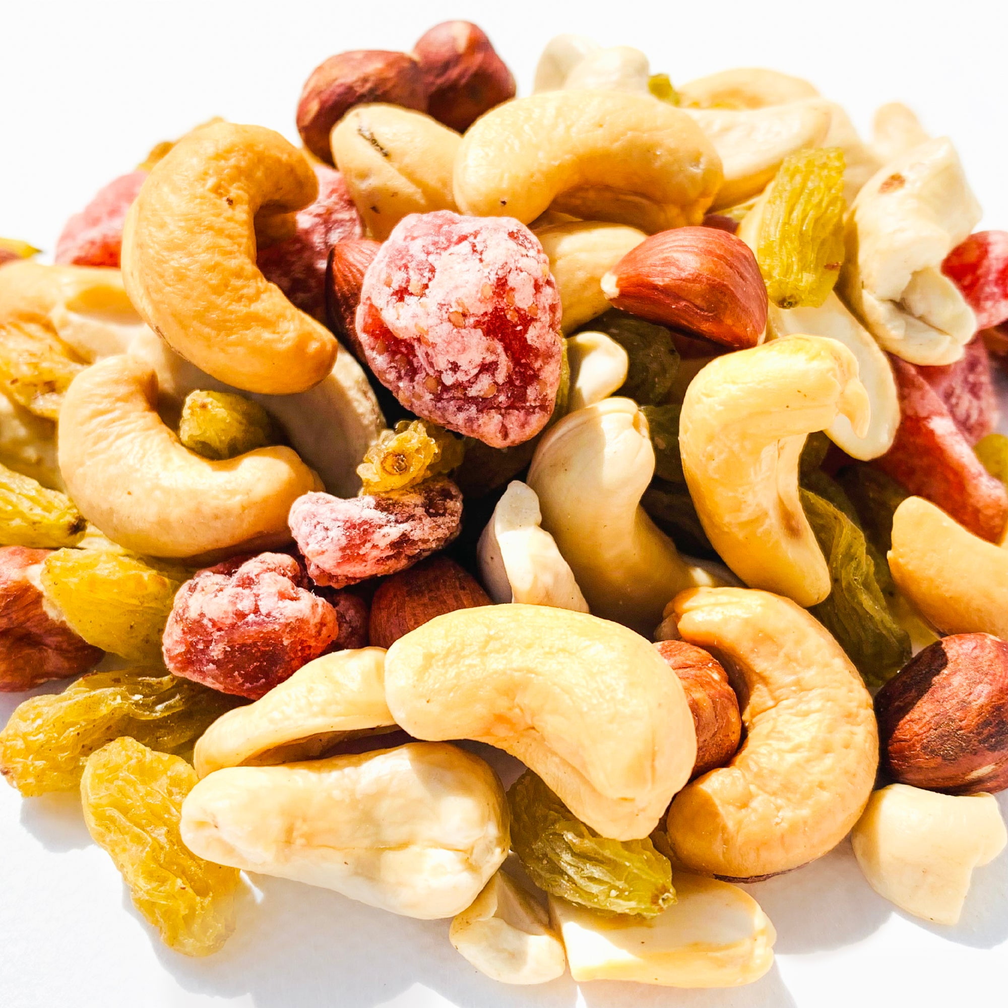 NY SPICE SHOP - JFK Strawberries & Cashews Trail Mix - 1 Pound - Healthy Snacks - Snack Mix