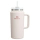 thumbnail image 1 of Vaso Stanley Quencher H2.0 FlowState de acero inoxidable de 1,9 L, 1 of 5