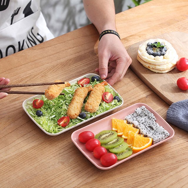 FUTUREORYY 4 Pcs Assiettes Rectangulaires pour Aliments Assiettes en Paille de Blé pour la Maison et le Restaurant