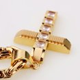 thumbnail image 4 of Collar con colgante de cruz clásica de acero inoxidable y titanio para hombre y mujer, 4 of 6