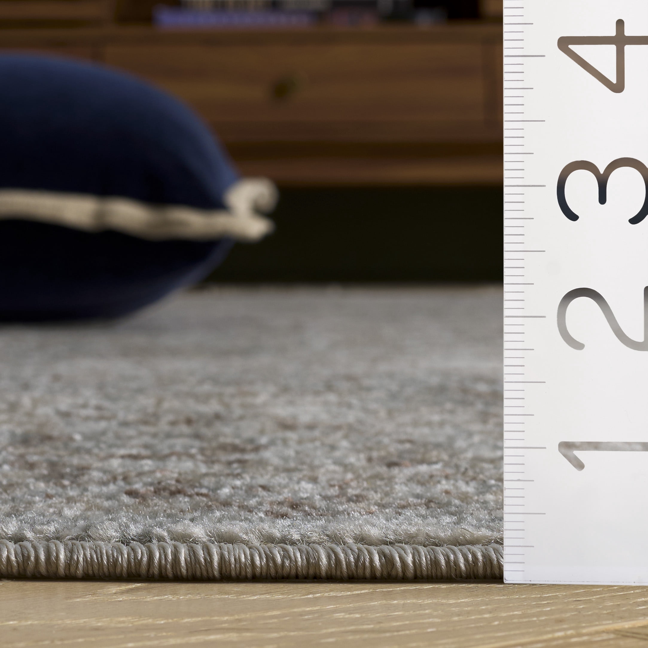 Safavieh Evoke Trena Floral Area Rug, Ivory/Taupe, 6' x 8' Oval
