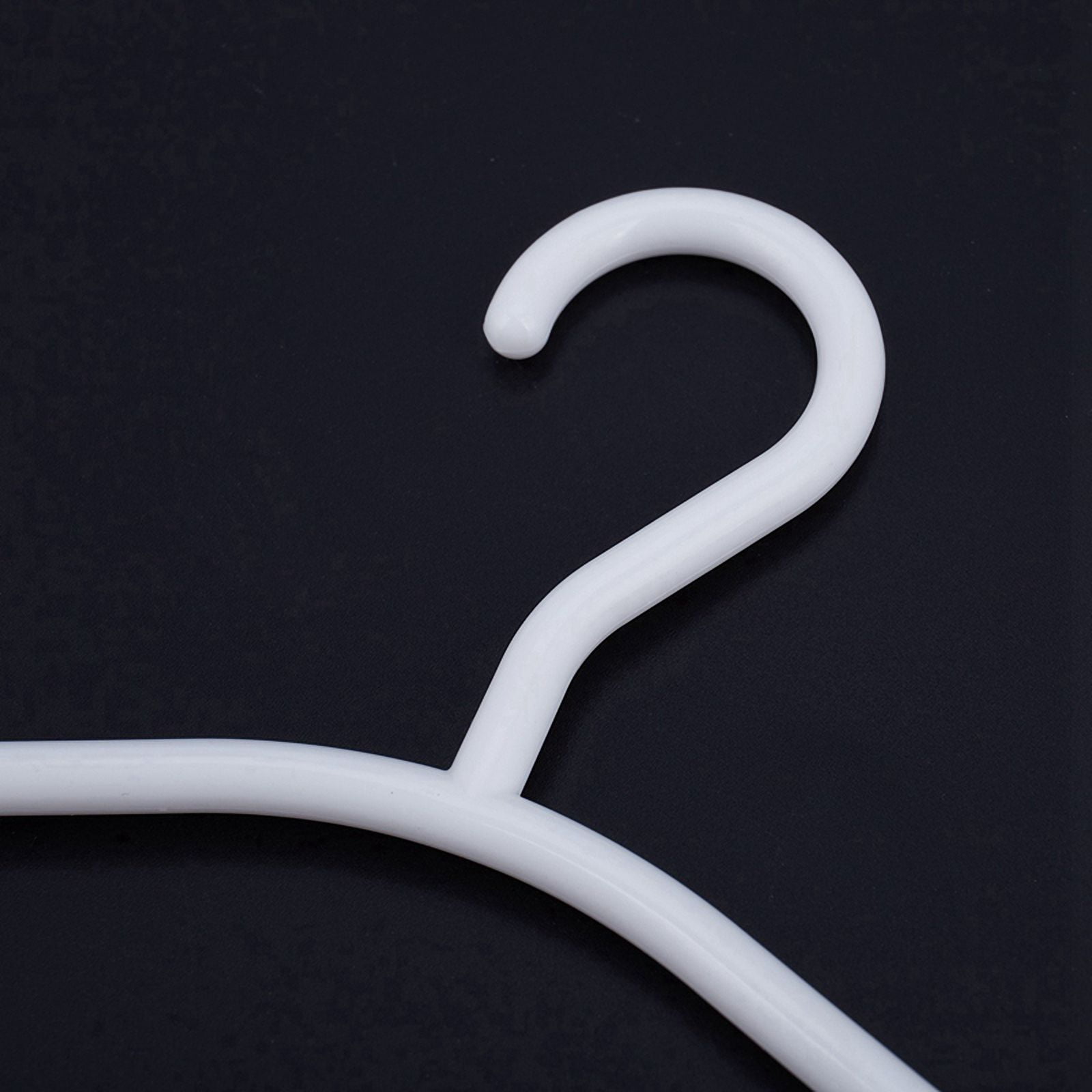 WHITE - Pack of 30 Pieces Hanger Non- Hangers for Children's Clothes PP Hangers for Baby or Child 27 x 15 cm