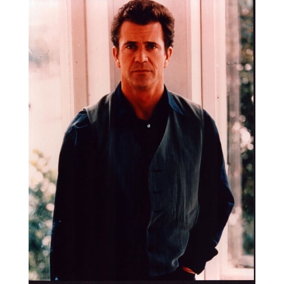 Mel Gibson In Vest With Hand In Pocket Photo Print (16 x 20) - Item # MVM74697