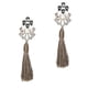 thumbnail image 4 of Pendientes de borla Zulema trenzado con flecos y borlas largas gris, 4 of 7
