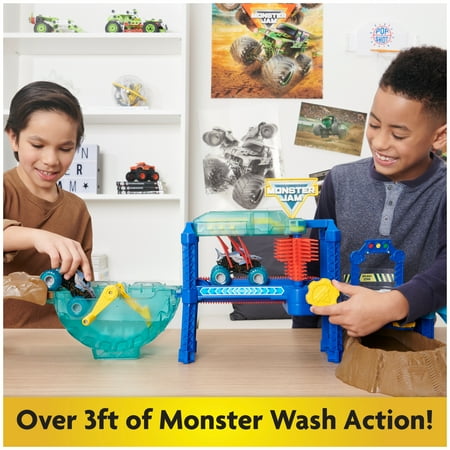 Monster Jam, Megalodon Monster Wash Color-Changing Monster Truck Vehicle Playset, for Ages 3 and up